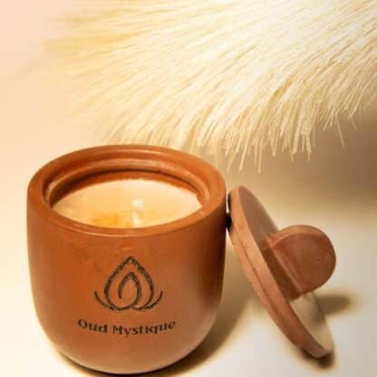 Oudh Mystique scented candle - 200-300g - Image 2